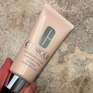 NWT Clinique Moisture Surge Overnight Mask